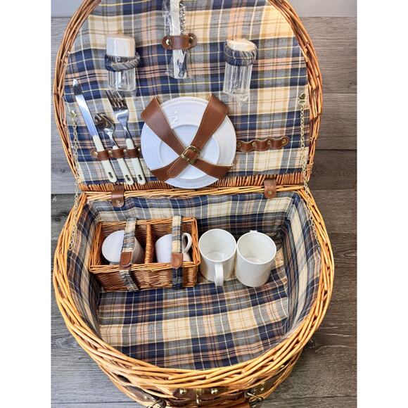 Vintage Wicker Picnic Basket Half Moon Shape Ceramic Plates Cutlery 18x14x8” - Picture 14 of 15